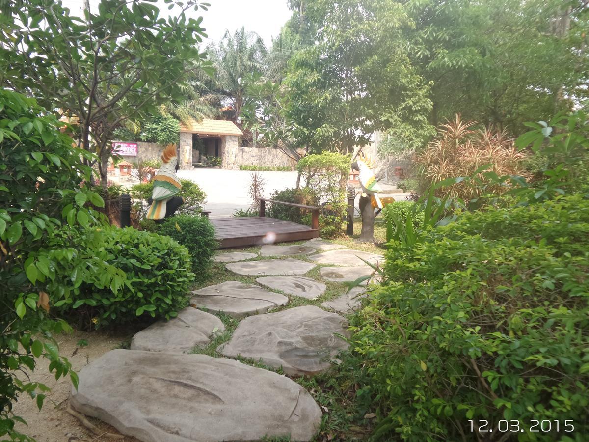 Spm Residence Resort & Spa Si Racha Ngoại thất bức ảnh